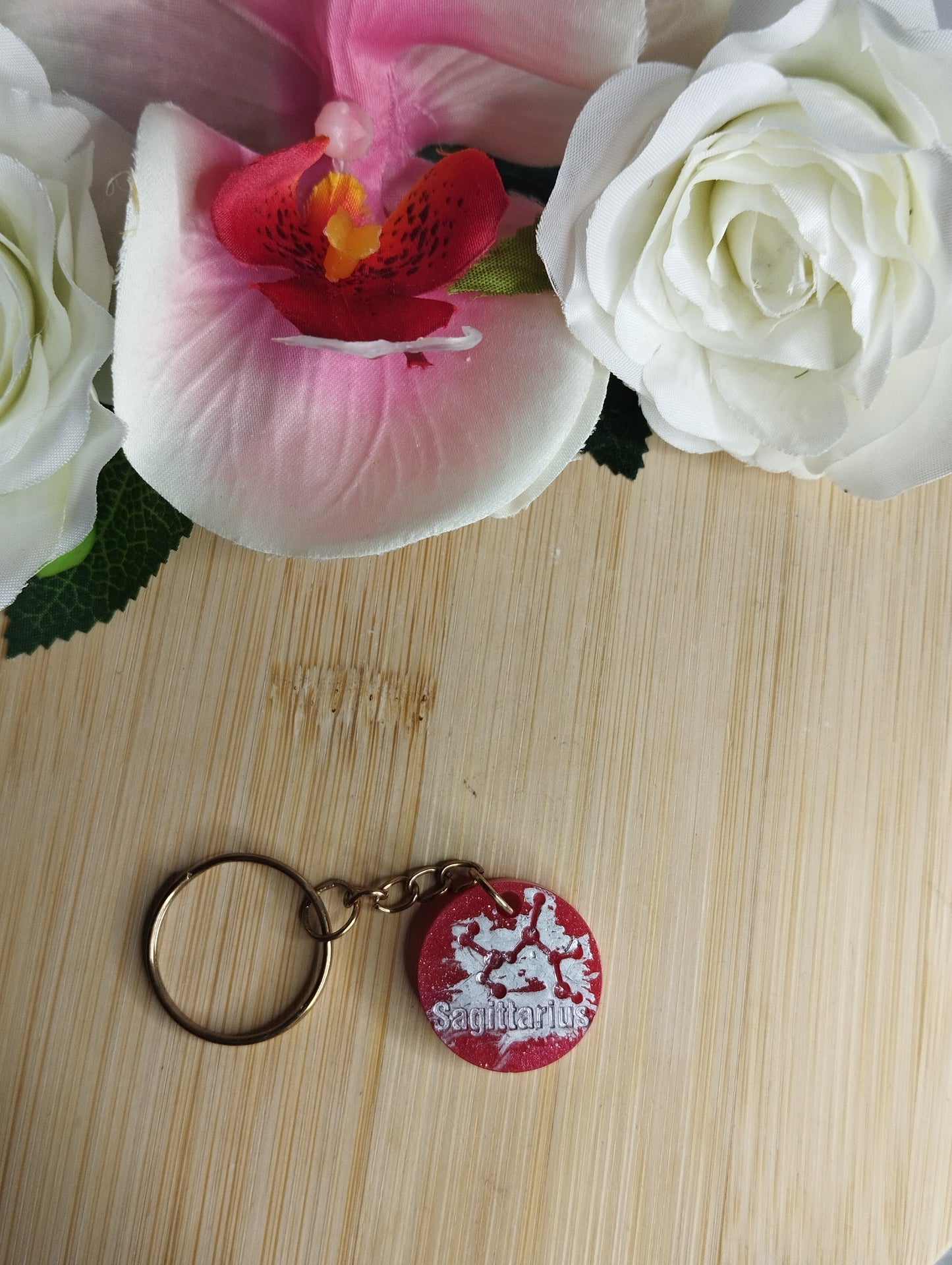 Fond Rouge, Ecriture Argent