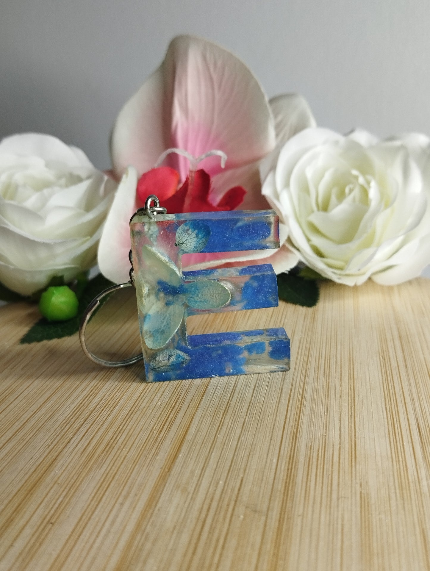 Lettre E